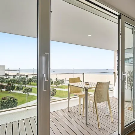 Guestready - Beachside In Matosinhos! * Porto